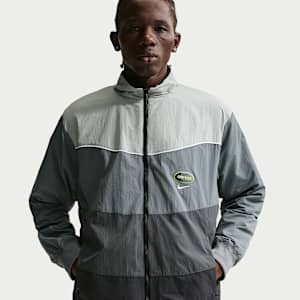 Nike Sportswear Men's Woven Jacket. Nike IE